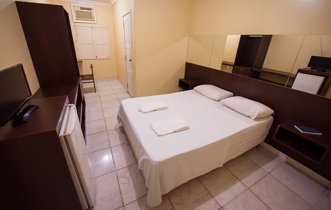Hotel Holliday Макапа Екстер'єр фото